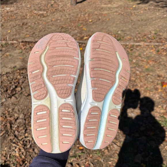 Brooks Ghost Max 2 Shoes Womens 7 Wide Coconut Milk Gray Zephyr Road Running - Picture 6 of 8